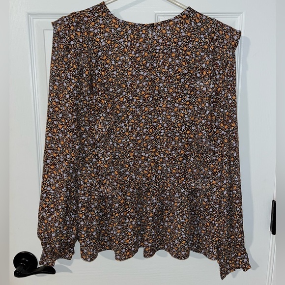 Ann Taylor blouse medium - Picture 3 of 3